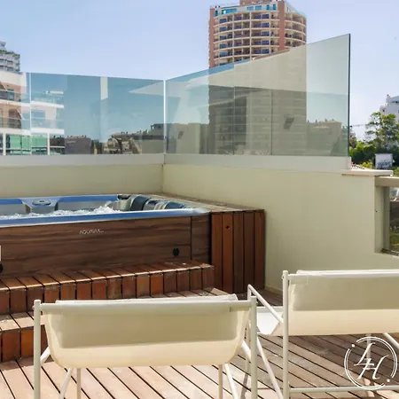 Casa Serena - Luxury - Jacuzzi - Pool & Garden Apartment