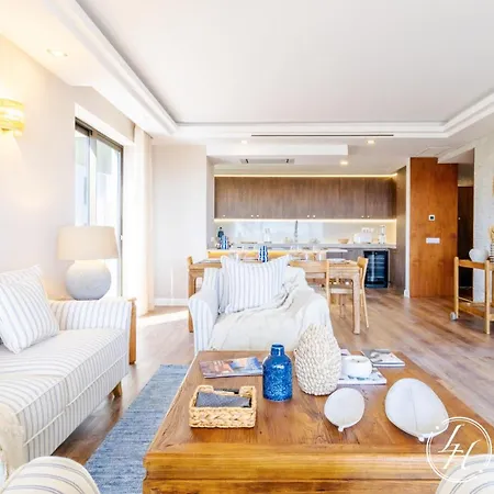 Casa Serena - Luxury - Jacuzzi - Pool & Garden Apartment *