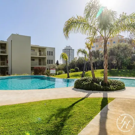 Casa Serena - Luxury - Jacuzzi - Pool & Garden * Portimão