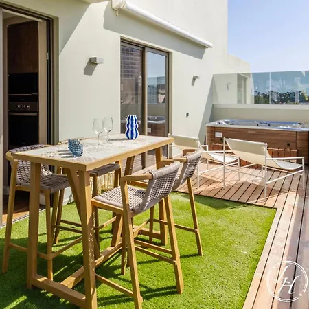 Casa Serena - Luxury - Jacuzzi - Pool&garden * Portimão