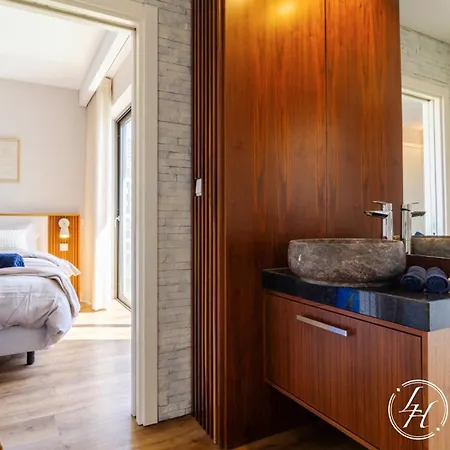 Casa Serena - Luxury - Jacuzzi - Pool & Garden Apartment *